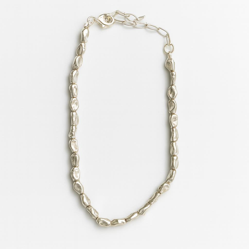 Bruma – Chunky Silver Bead Necklace in Baroque Style (Bold Edit)
