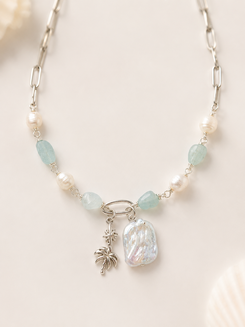 Afrodita Aquamarine & Pearl Charm Necklace