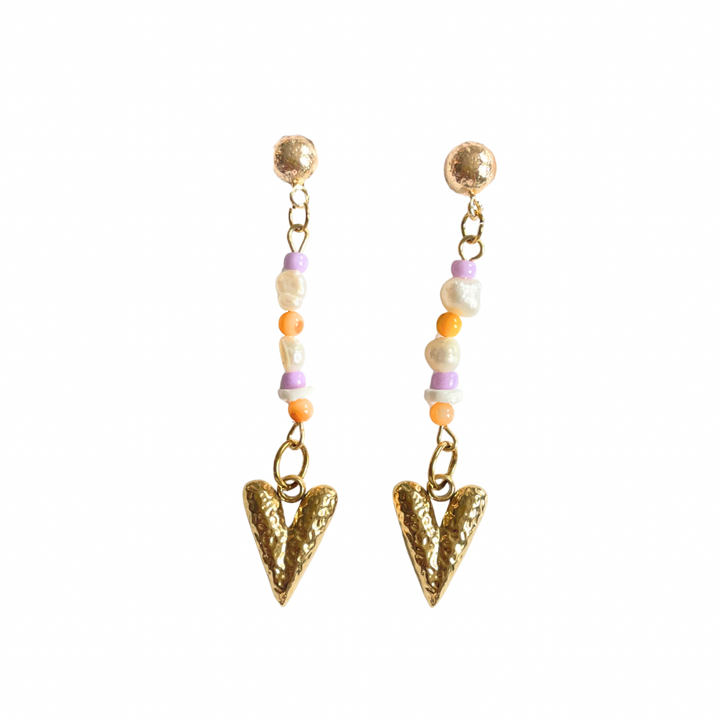Candy Hearts & Pearls – 18K Gold Dangle Earrings with Freshwater Pearls & Colourful Shells