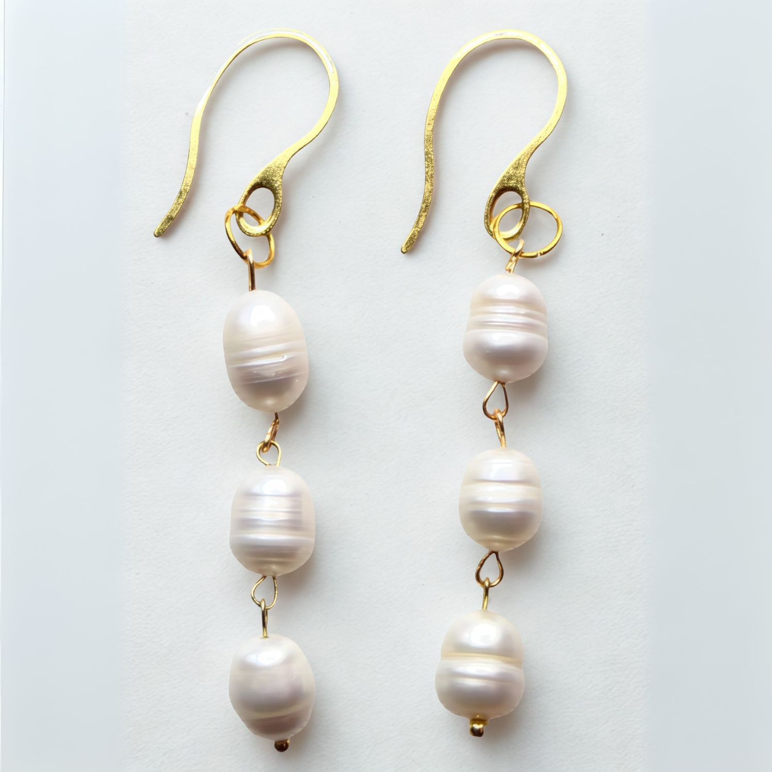 Brisa Earrings – Drop Freshwater Pearl Earrings in 18K Gold Plated Stainless Steel