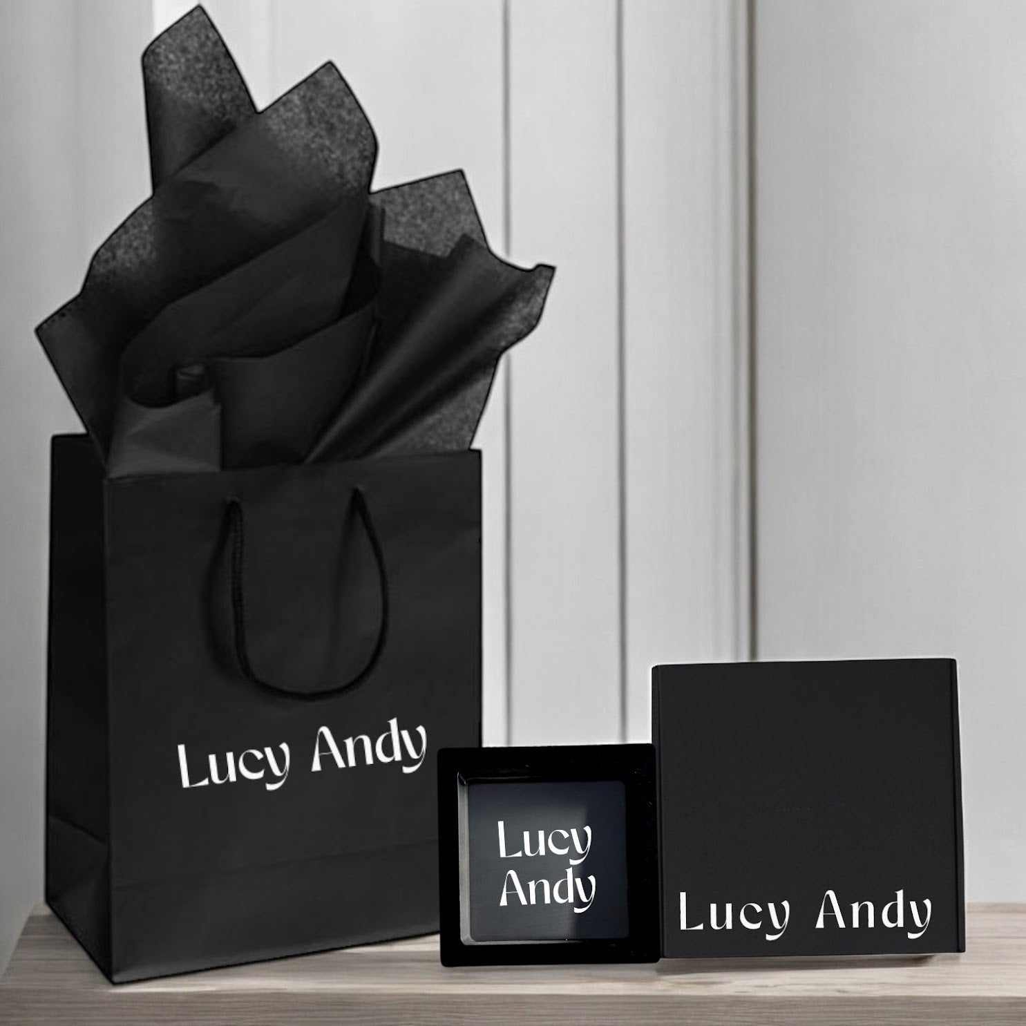 Velvet Pouch – Classic Black