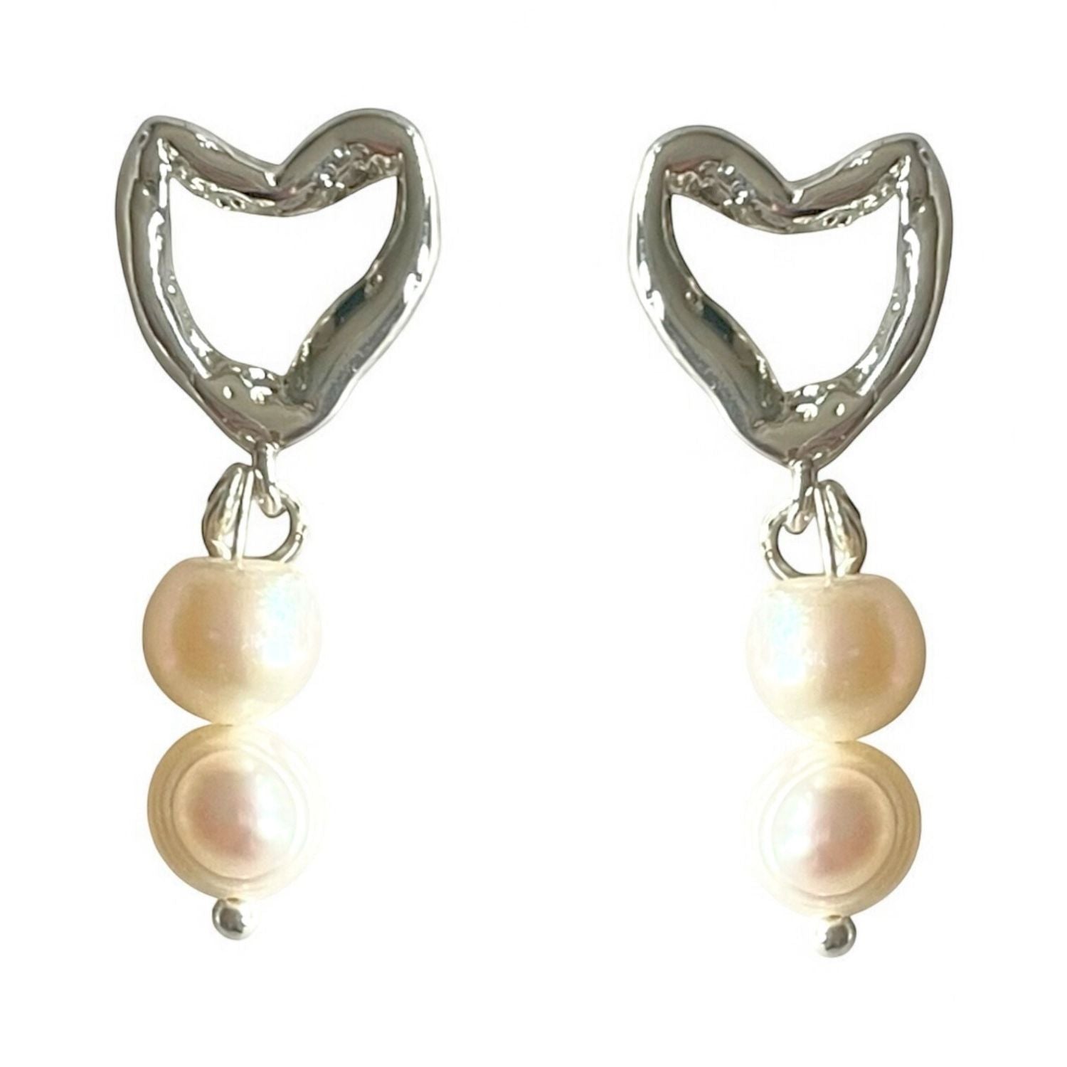 Florencia Silver Heart Earrings with Akoya Pearls