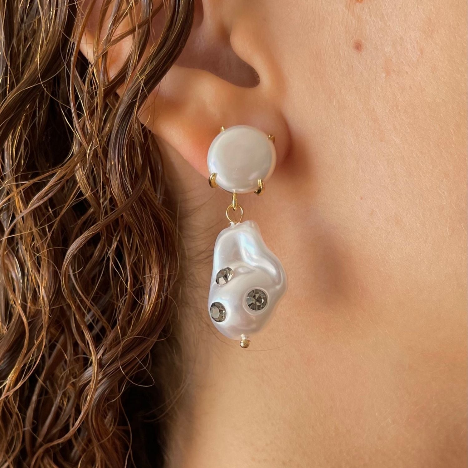 Monaco Gold-Plated Drop Earrings with Cubic Zirconia & Pearl