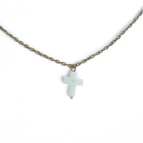 Silver-Plated Cable Chain Necklace with White Shell Cross