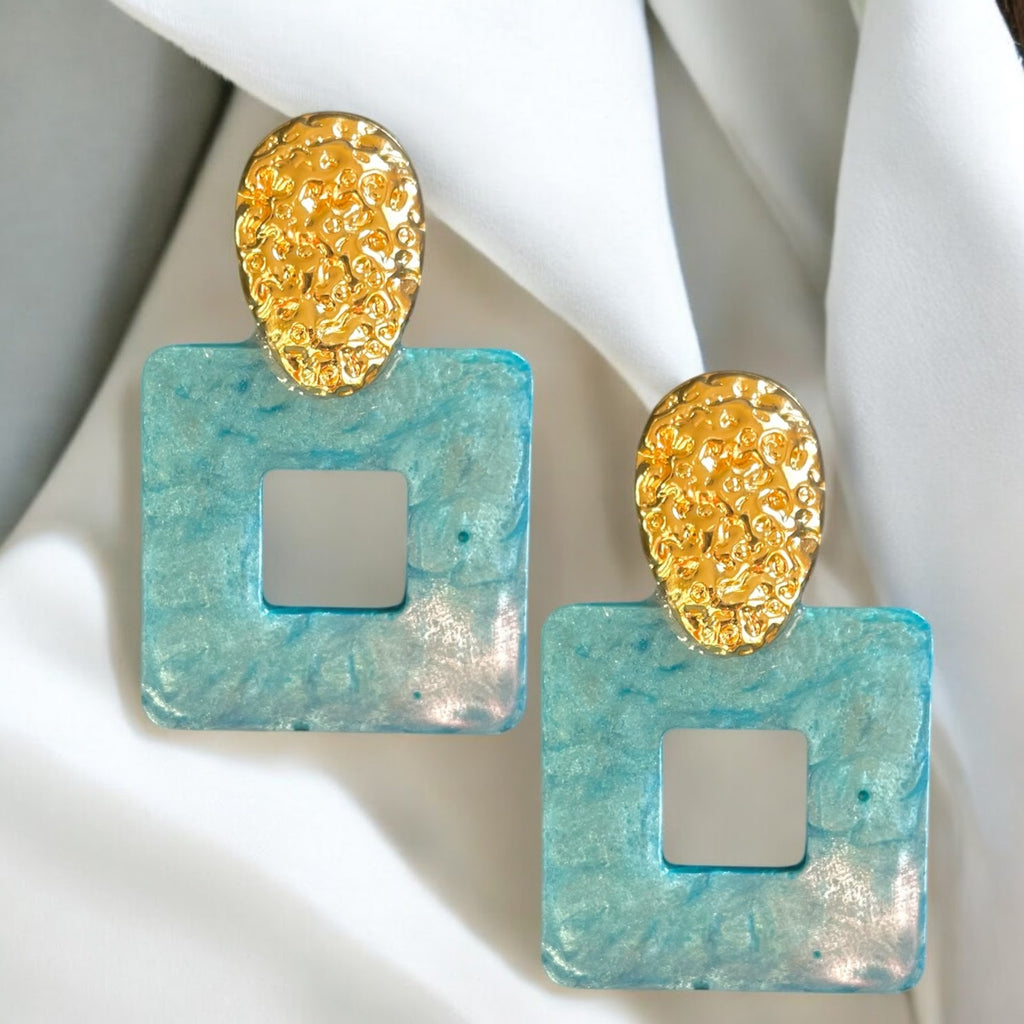 18K Gold-Plated Pineapple Stud Earrings With Transparent Light Blue Resin Square