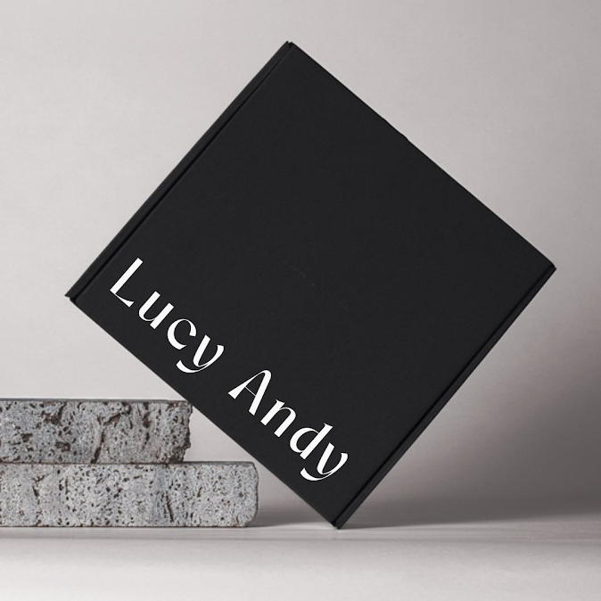Black Two-Piece Box – Timeless Gifting
