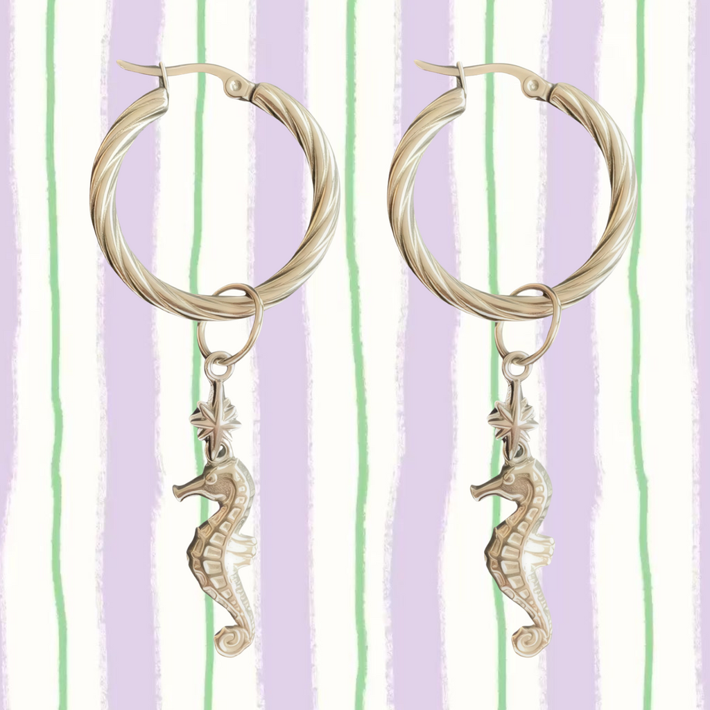 Marino – Twisted Silver Hoops with Seahorse Charm (La Playa Edit)